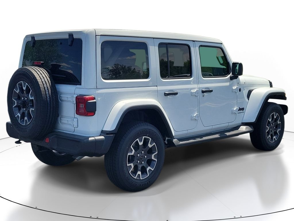 New 2026 Bright White Clear-Coat Exterior Paint Jeep Sahara image 4