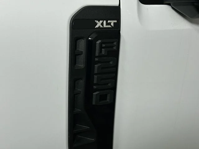 New 2026 White Ford XLT image 25