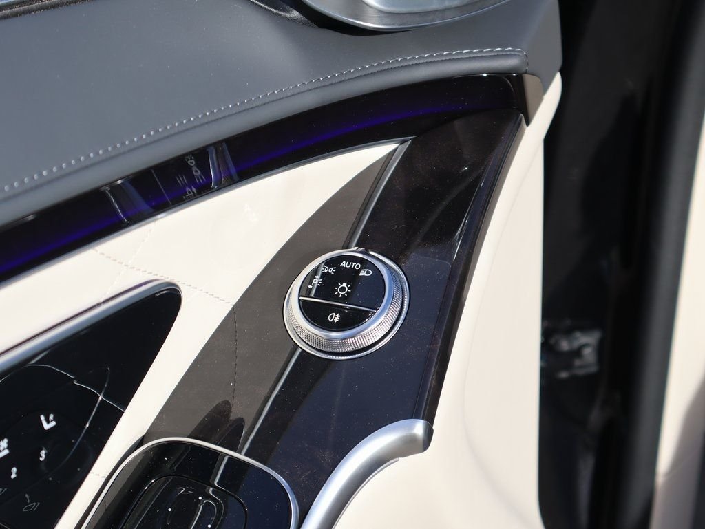 New 2026 Obsidian Black Metallic Mercedes-Benz S 580 image 22