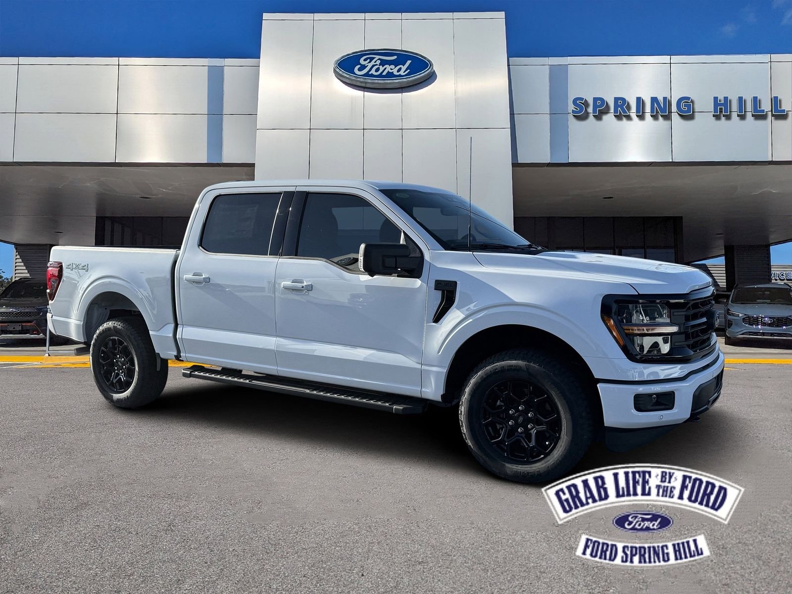 New 2026 Oxford White Ford XLT image 1
