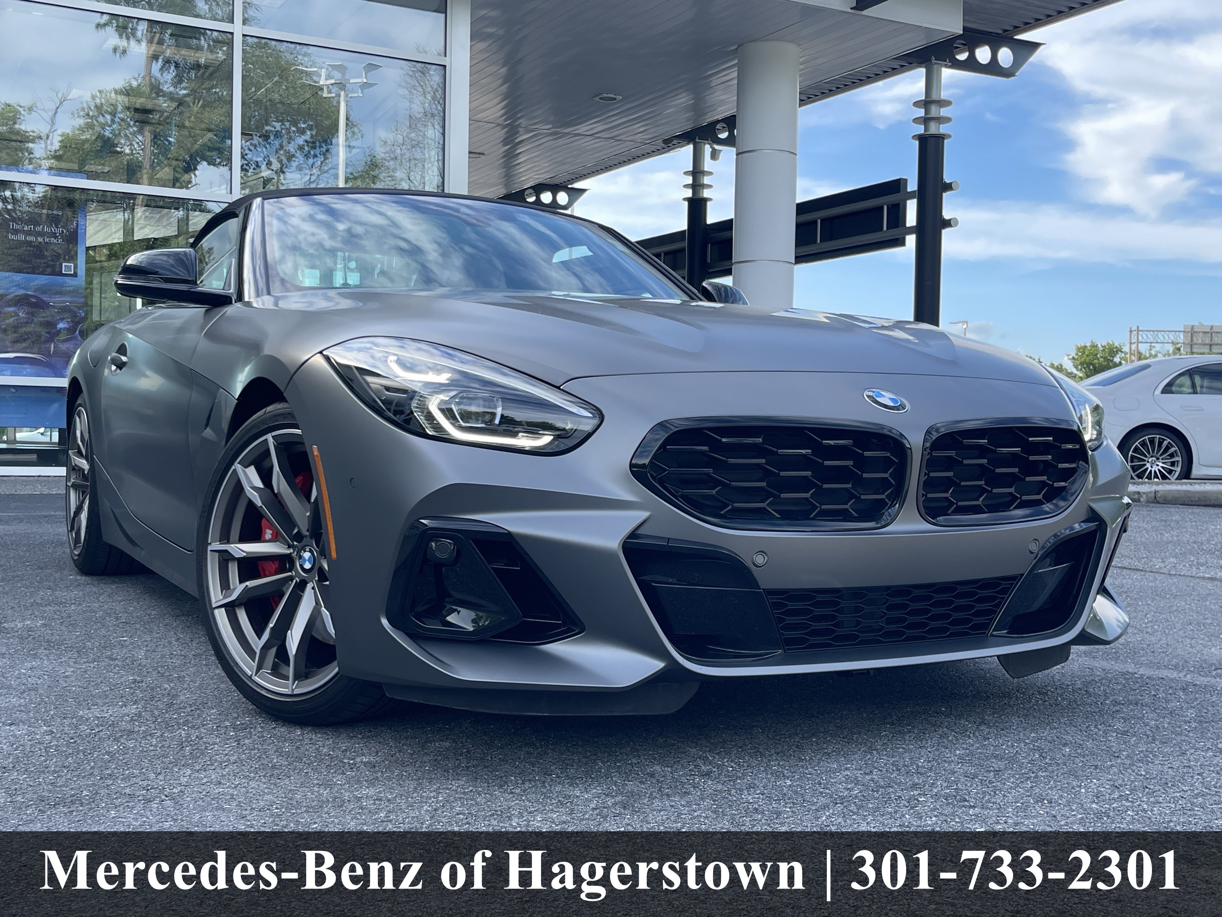 Used 2024 Frozen Grey II Metallic BMW M40i Roadster image 1