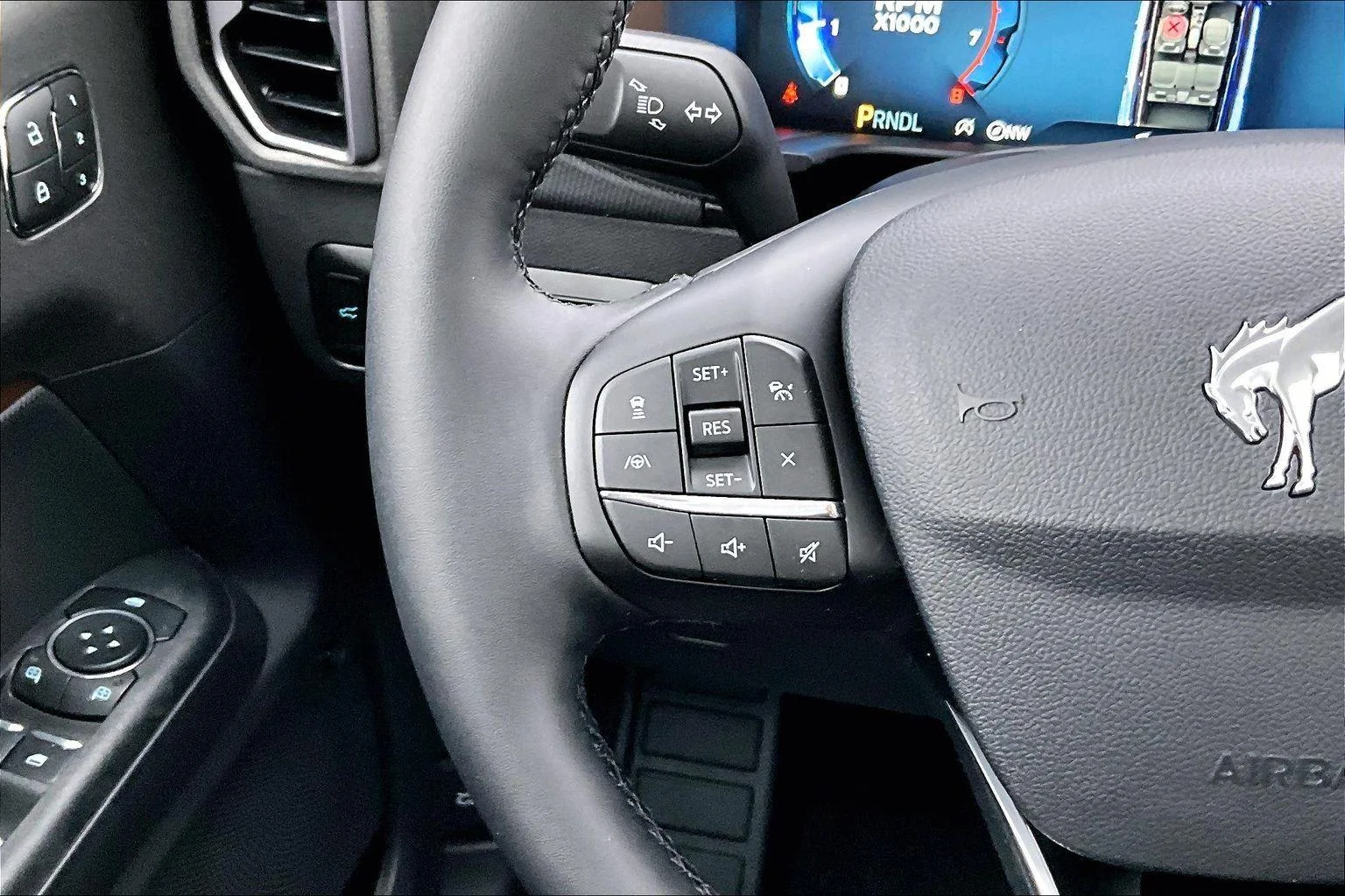 New 2025 Azure Gray Metallic Tri-Coat Ford Outer Banks® image 9