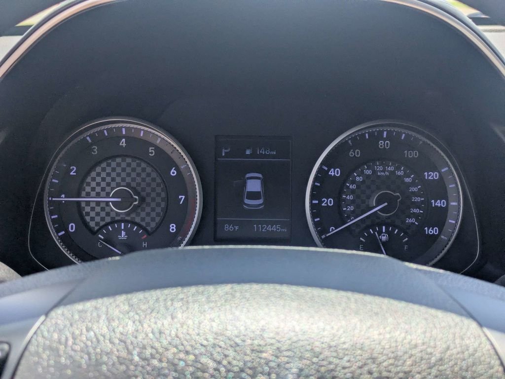 Used 2020 Red Hyundai SE image 27