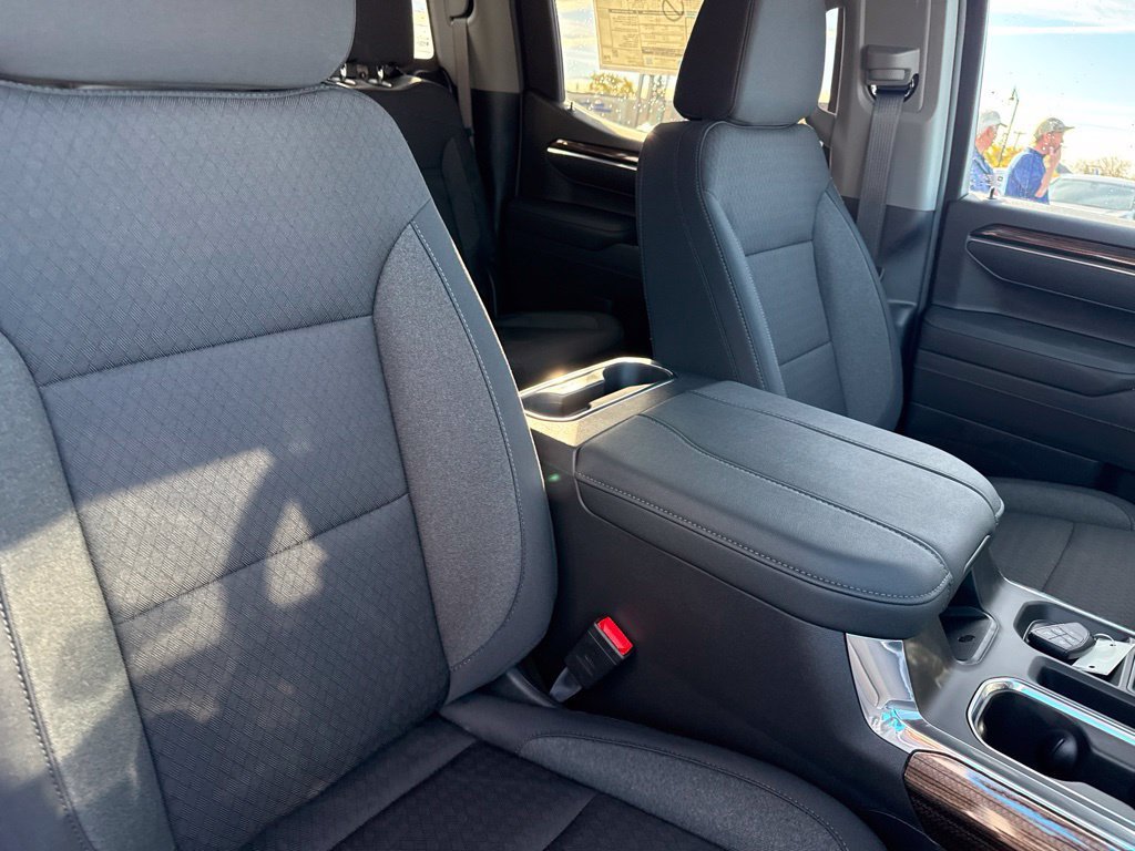 2026 Chevrolet Silverado 1500 LT - Photo 40