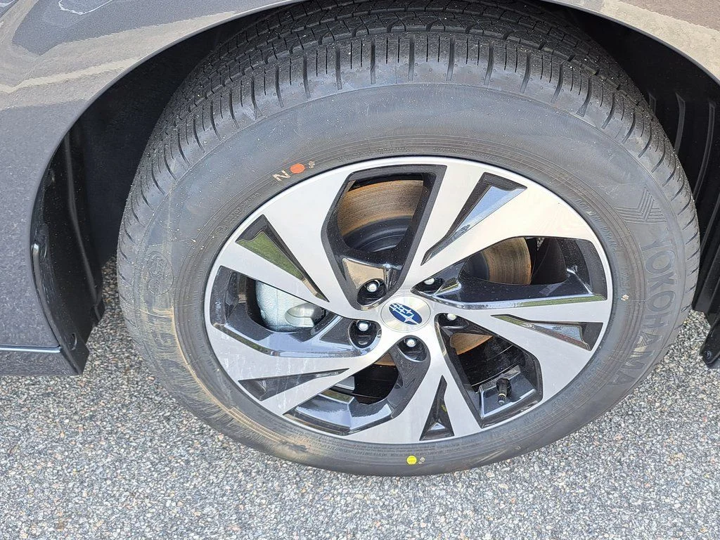 2025 Subaru Legacy Premium - Photo 16