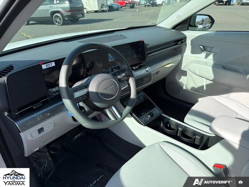 New 2026 Atlas White Hyundai SEL Premium AWD image 13