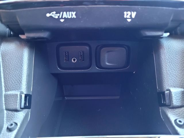 Used 2019 White Buick Preferred image 18
