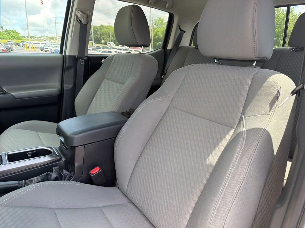 Used 2023 Ice Cap Toyota SR image 8
