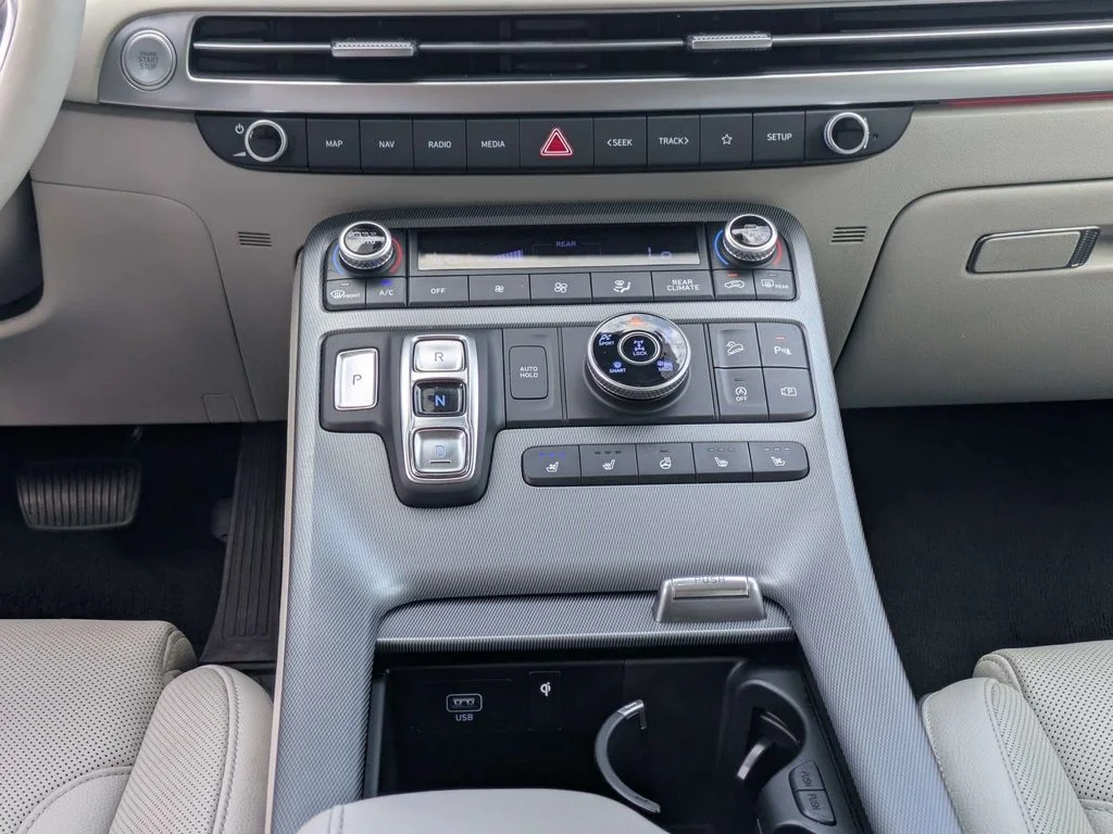 Used 2024 Red Hyundai Limited image 22