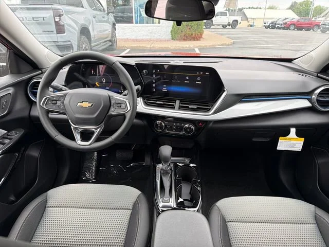 2026 Chevrolet Trax LT - Photo 28