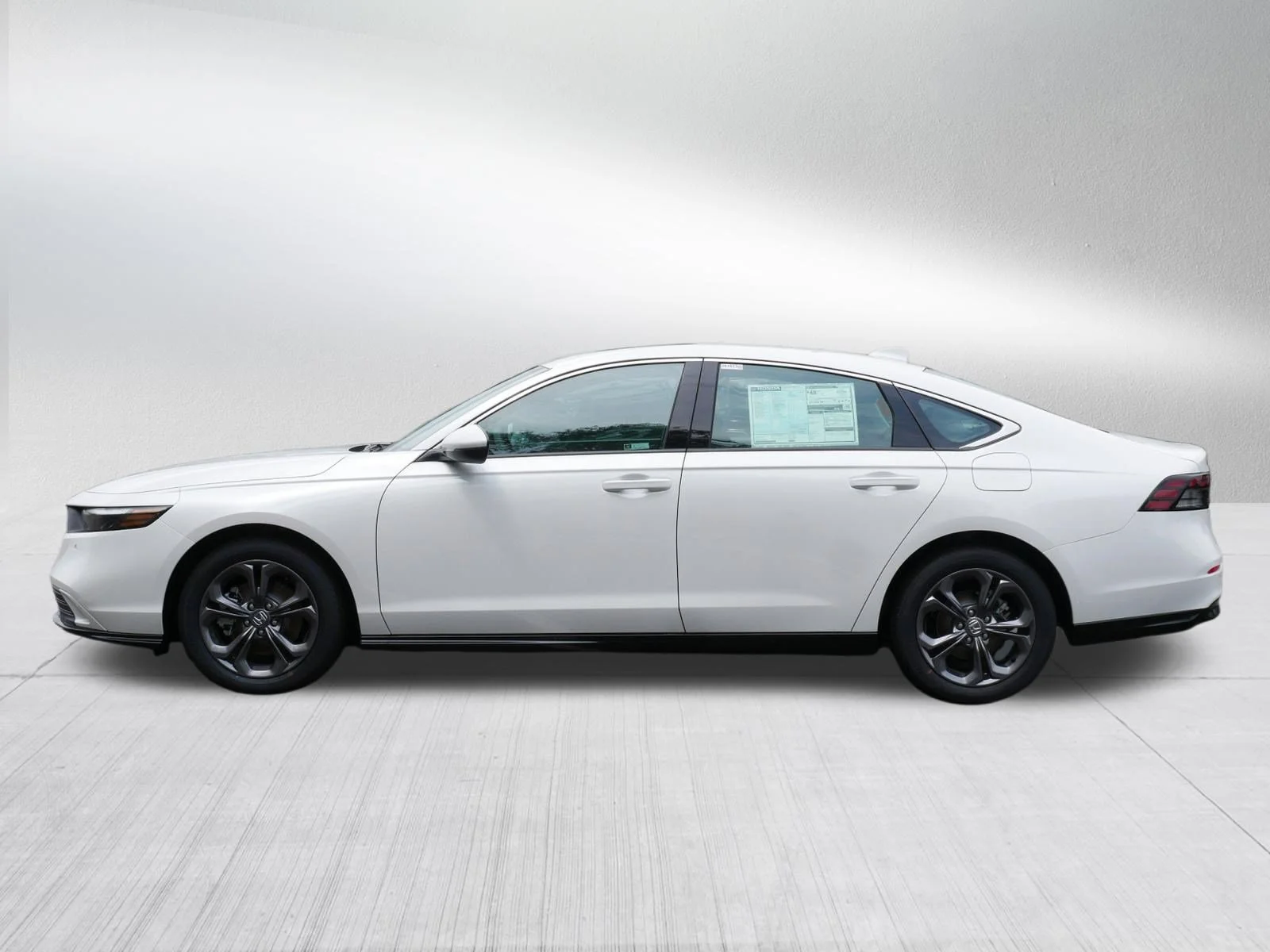 New 2026 Platinum White Pearl Honda EX-L image 4