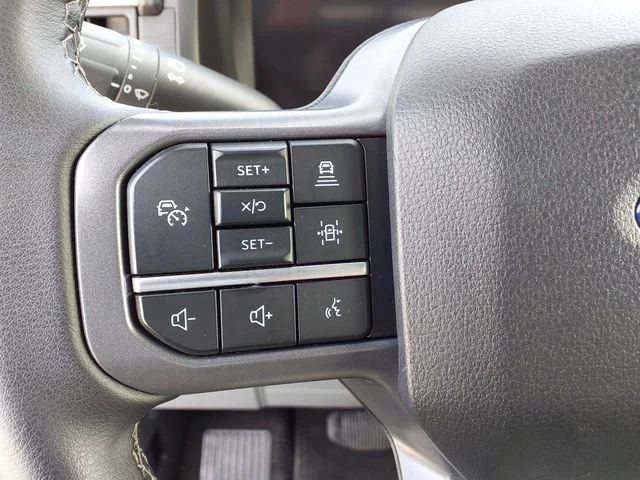 Certified Used 2025  Ford XLT image 19