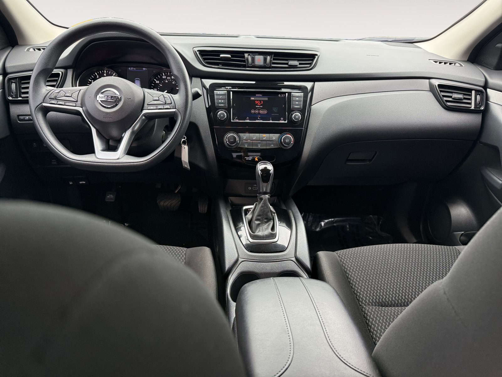 Used 2021 Gun Metallic Nissan S image 15