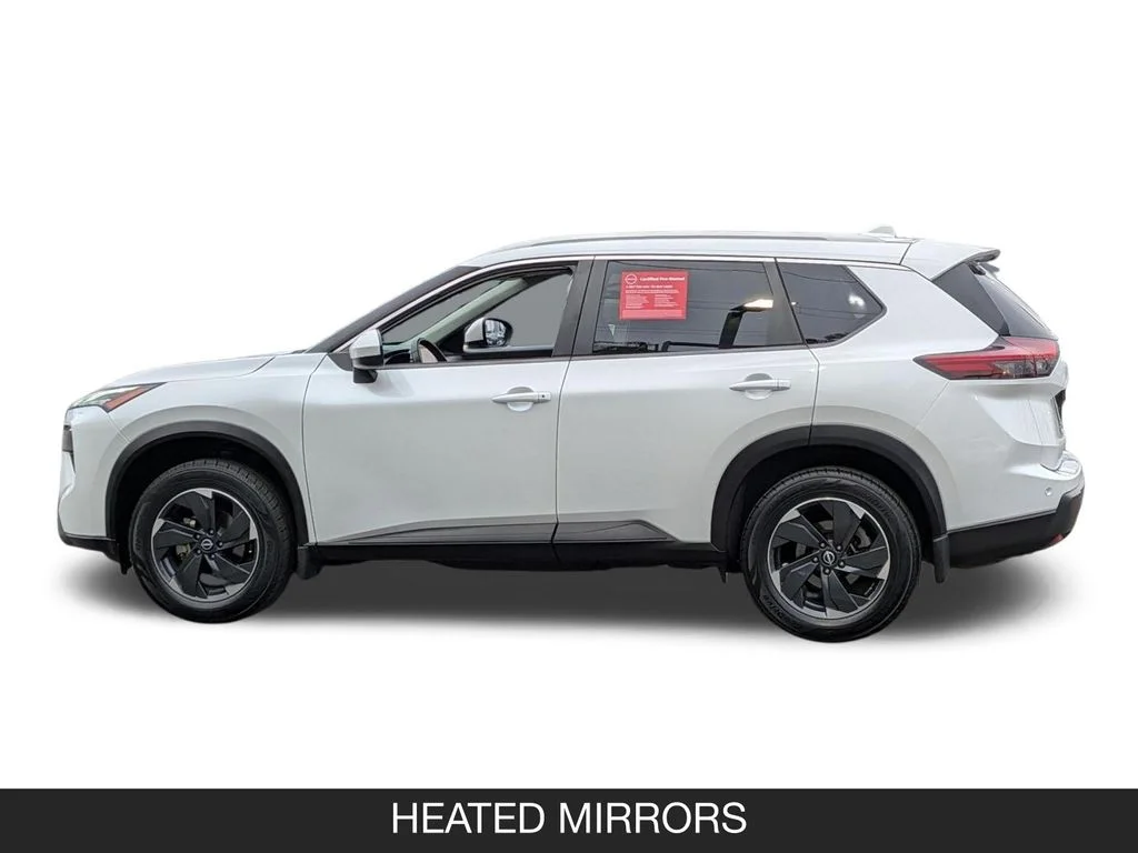 Used 2024 White Nissan SV image 5