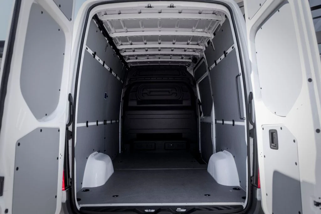 Used 2026 Arctic White Mercedes-Benz Cargo 144 WB image 11