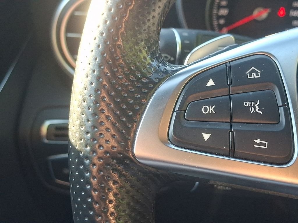 Used 2015  Mercedes-Benz C 400 image 19