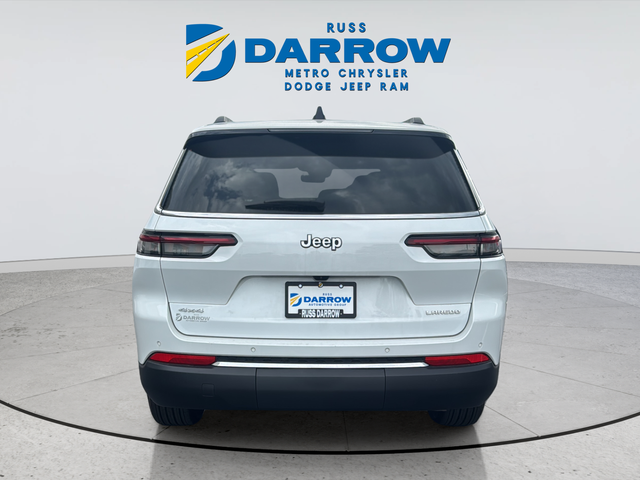 Used 2025 White Jeep Laredo image 4
