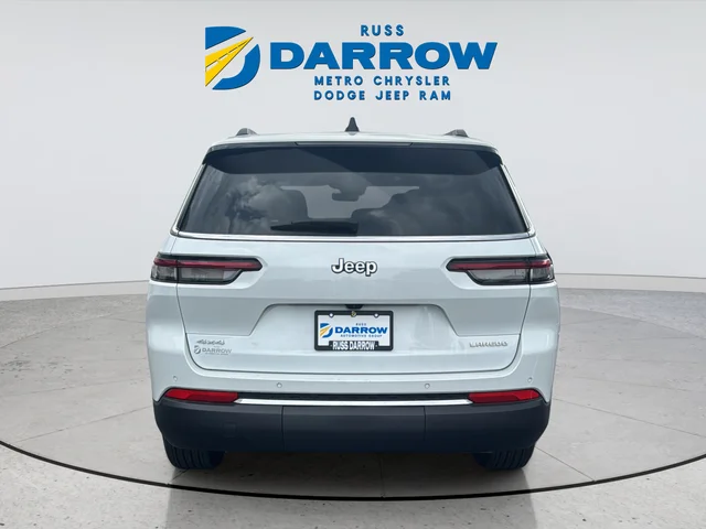 Used 2025 White Jeep Laredo image 4