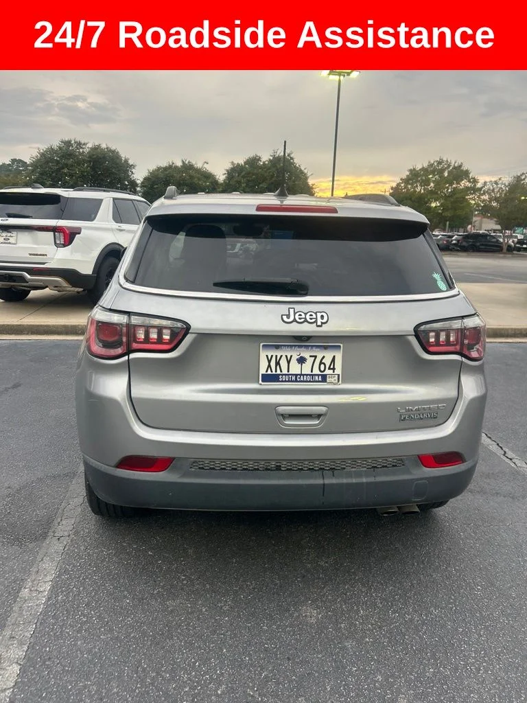 Used 2019 Silver Jeep Limited image 5