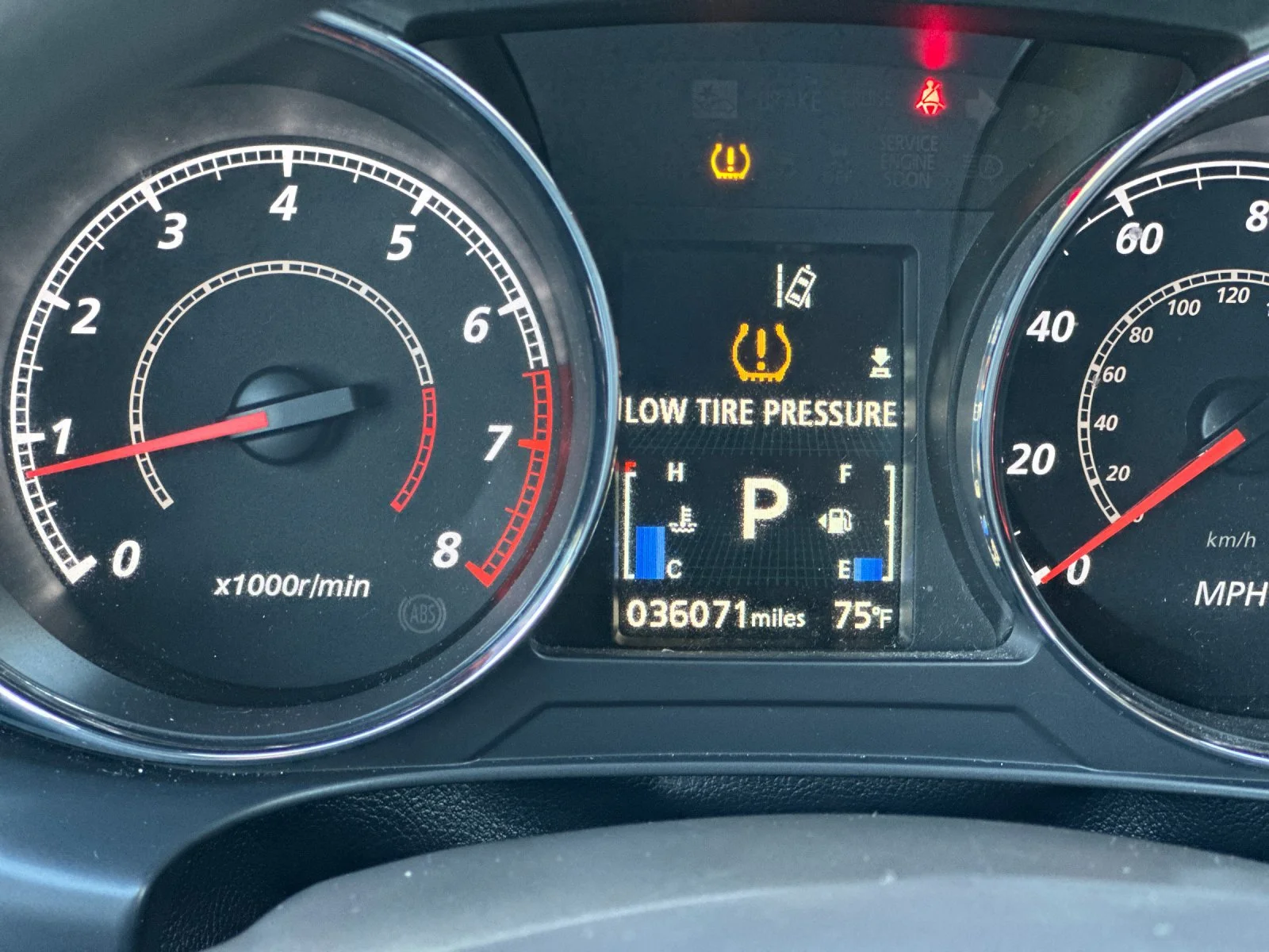 Used 2025  Mitsubishi 2.0 ES image 24