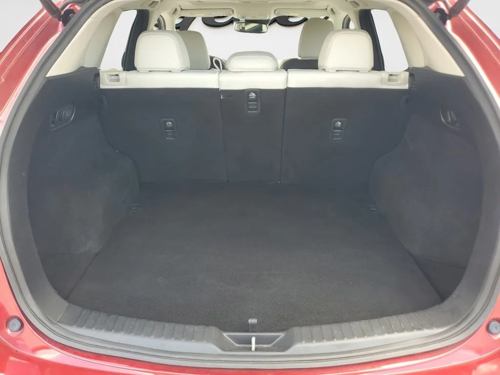 Used 2021 Red Mazda Grand Touring image 9