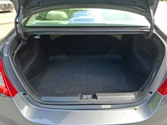 Used 2013 Gray Honda LX image 31