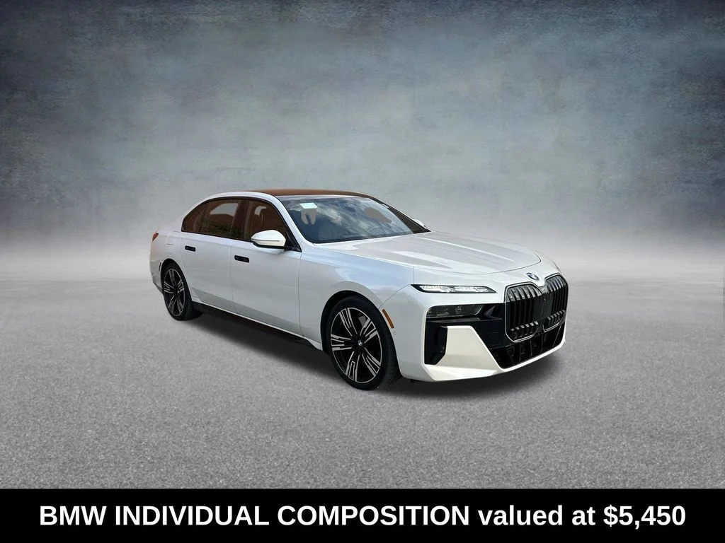 Used 2025 White BMW 760i xDrive image 2