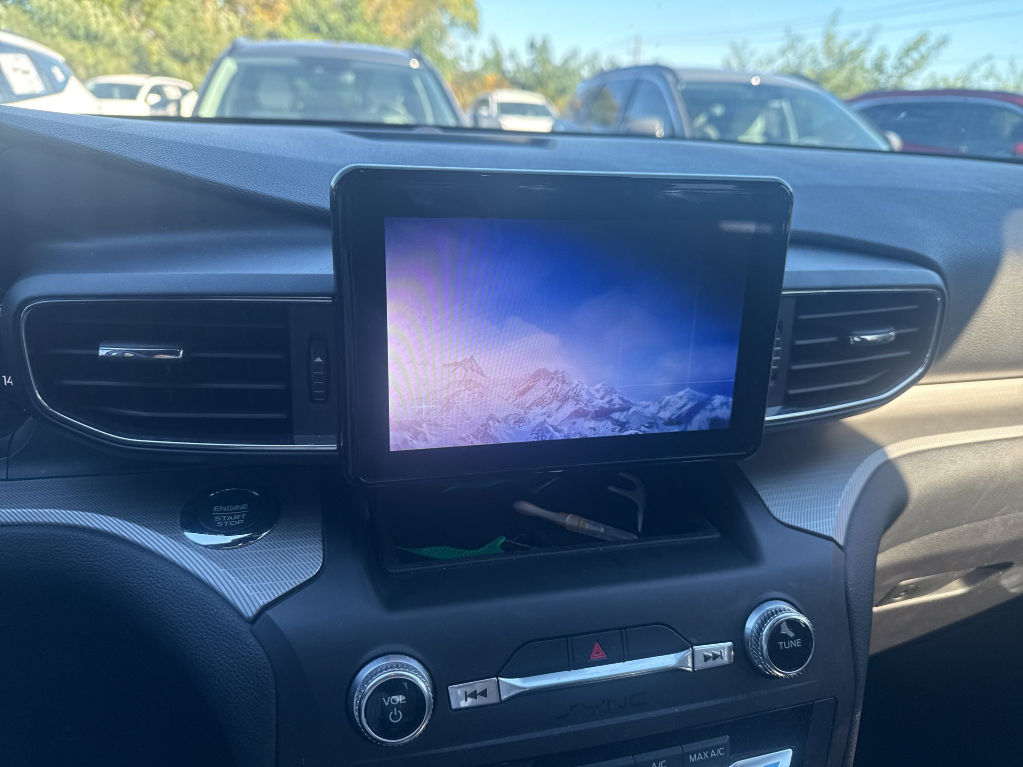 2020 Ford Explorer XLT - Photo 8