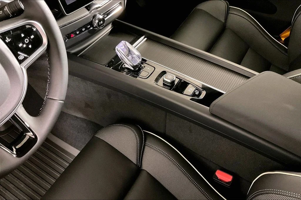 New 2026 Black Volvo T8 Polestar Engineered image 6