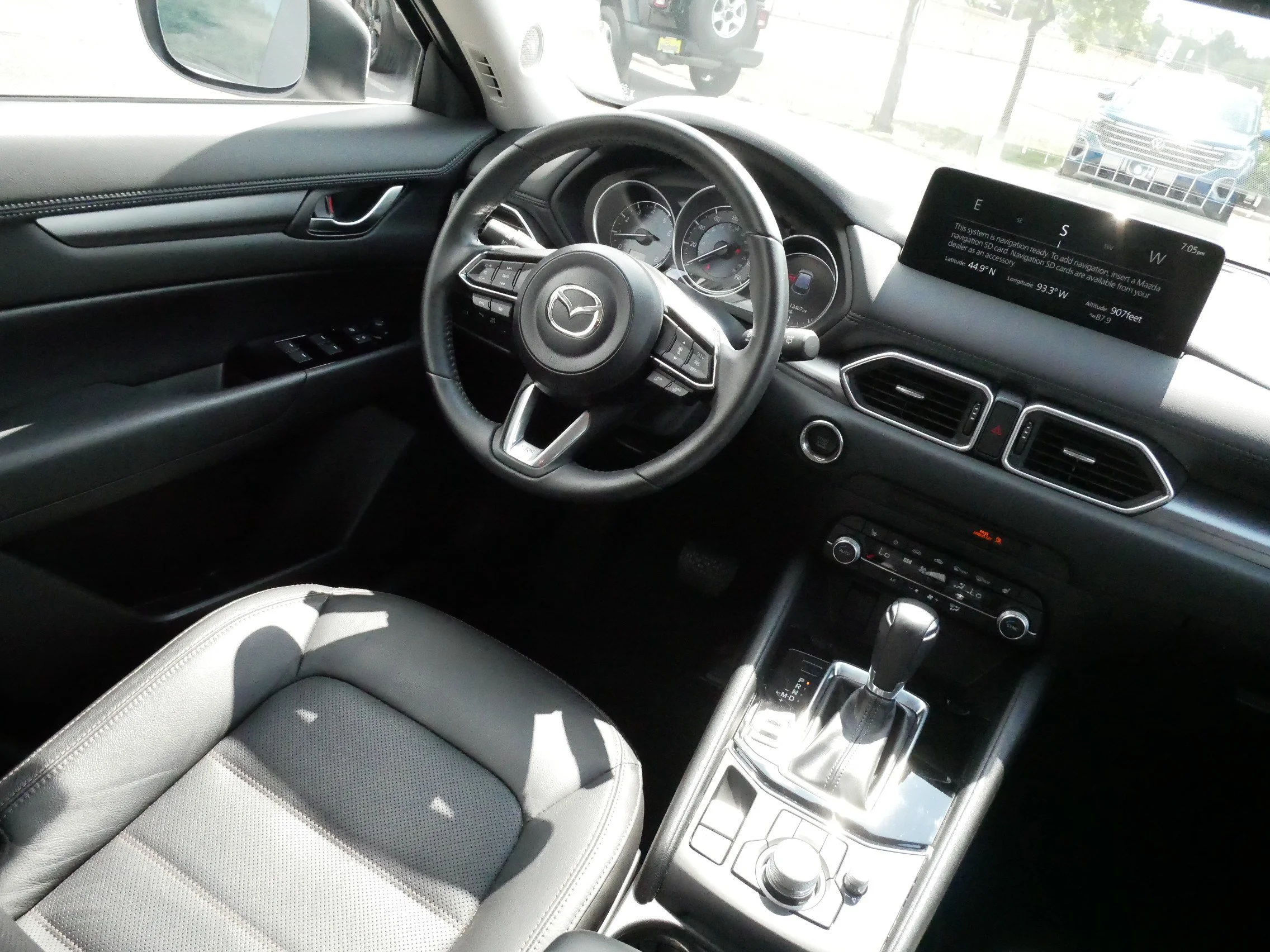 Used 2023 Rhodium White Metallic Mazda 2.5 S Preferred Package image 9
