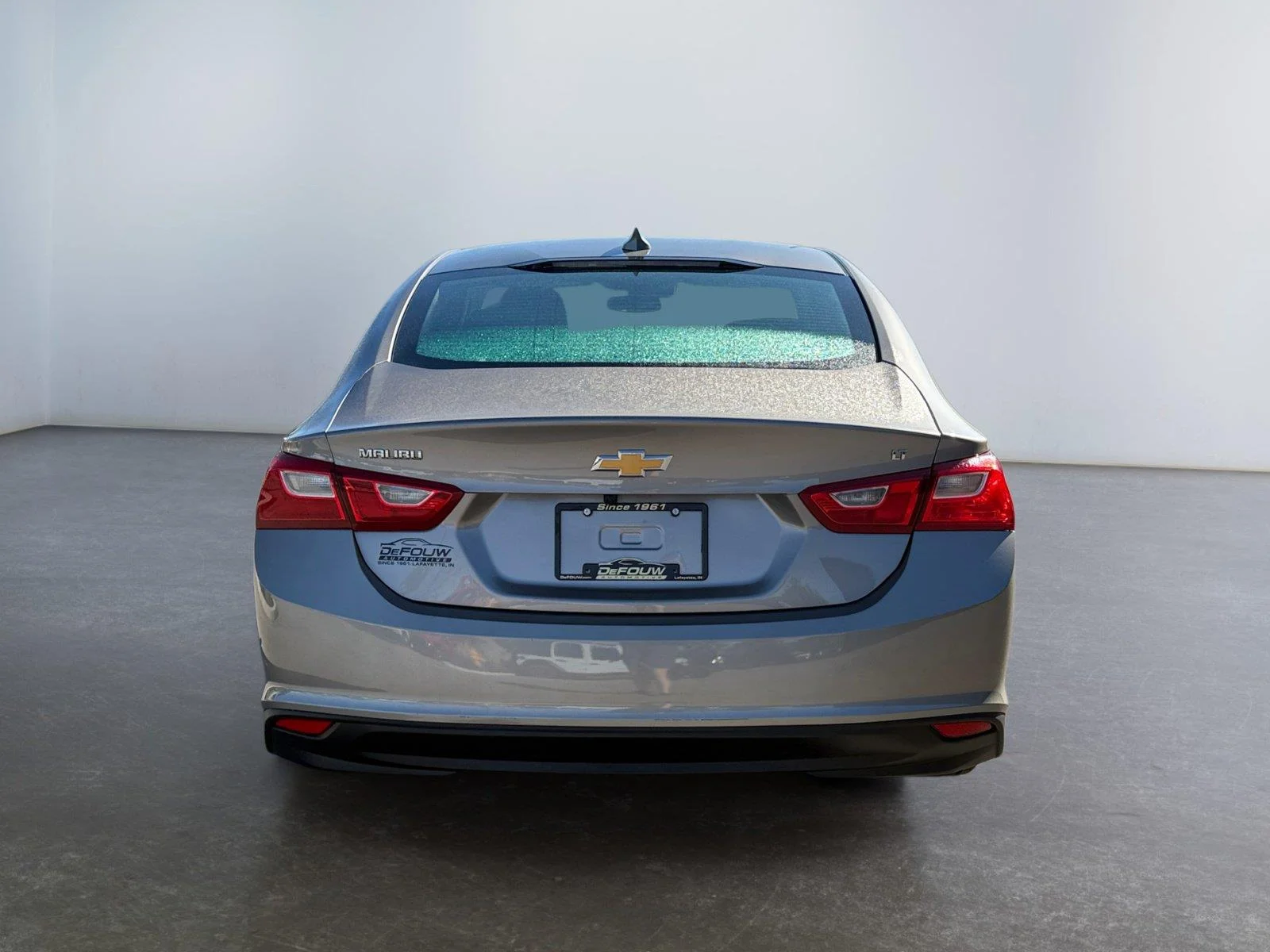 Used 2023 Gray Chevrolet 1LT image 4