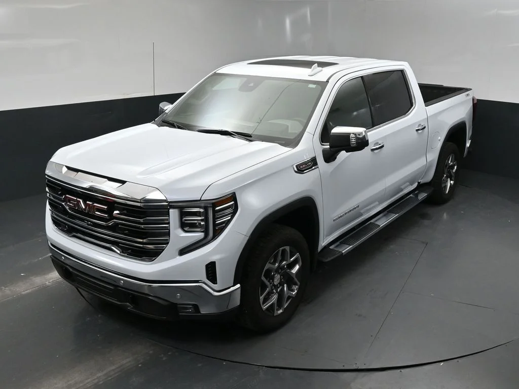 Used 2026 White GMC SLT image 39