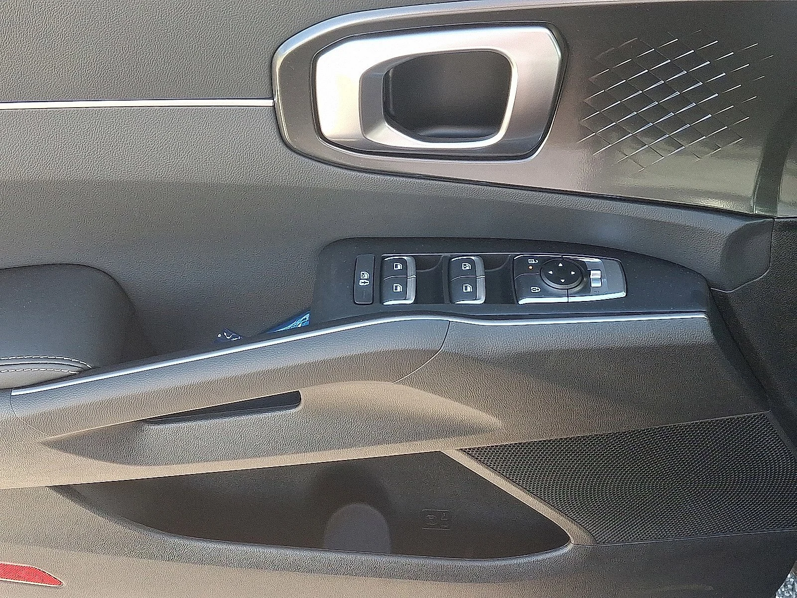 New 2026 Wolf Gray Kia S image 12