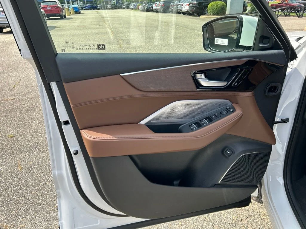 New 2026 Platinum White Pearl Acura Advance Package image 13
