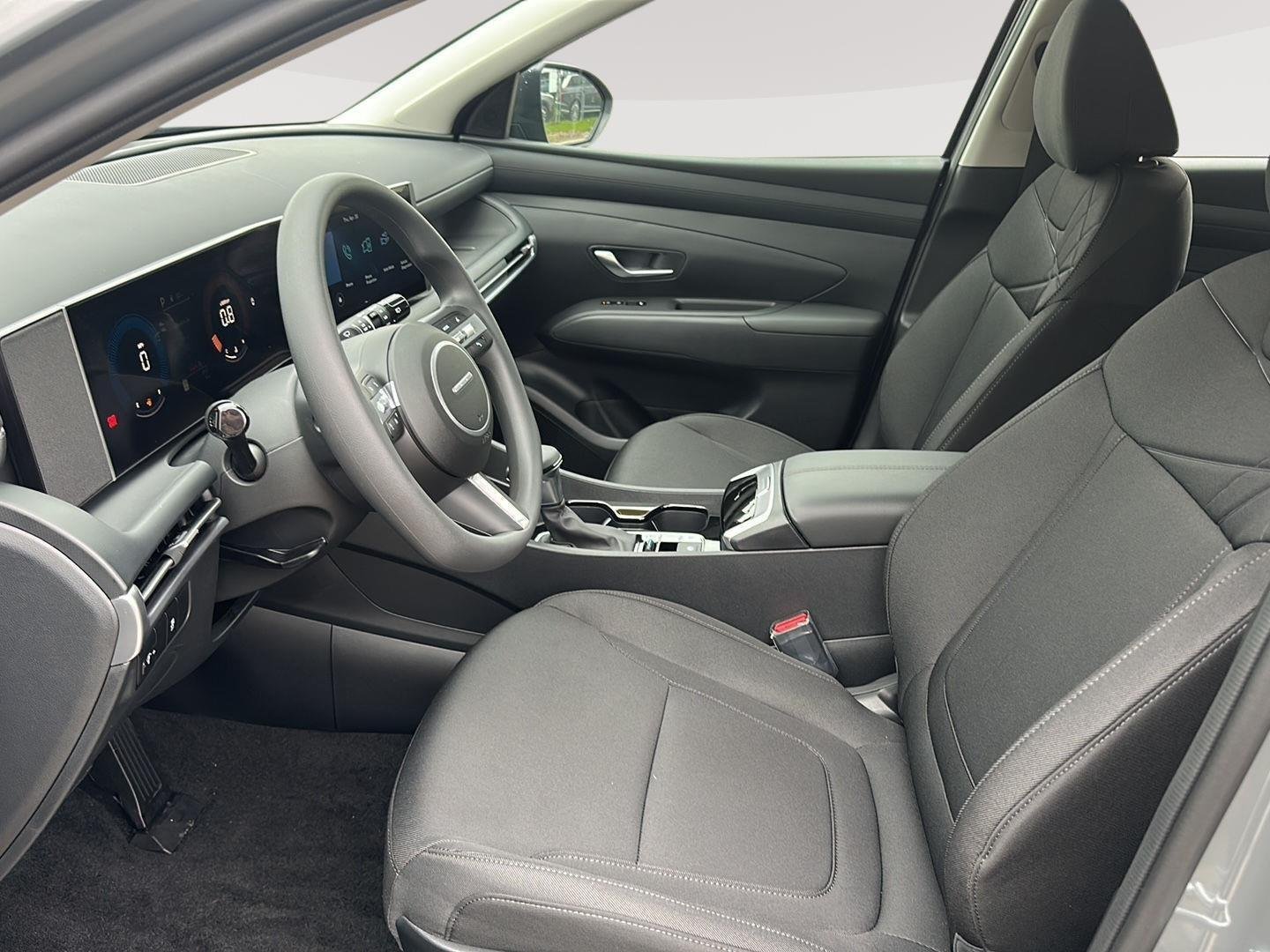 2026 Hyundai Tucson SE - Photo 17