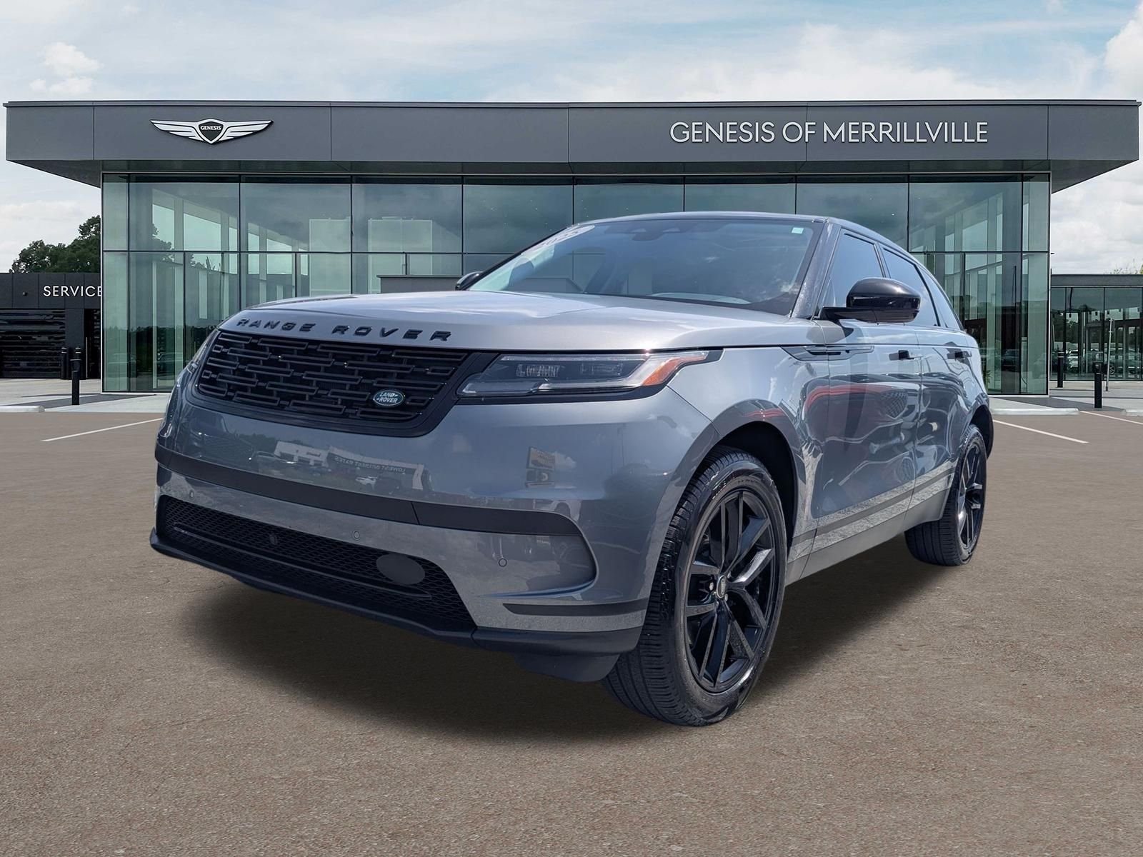 Used 2025  Land Rover S image 4