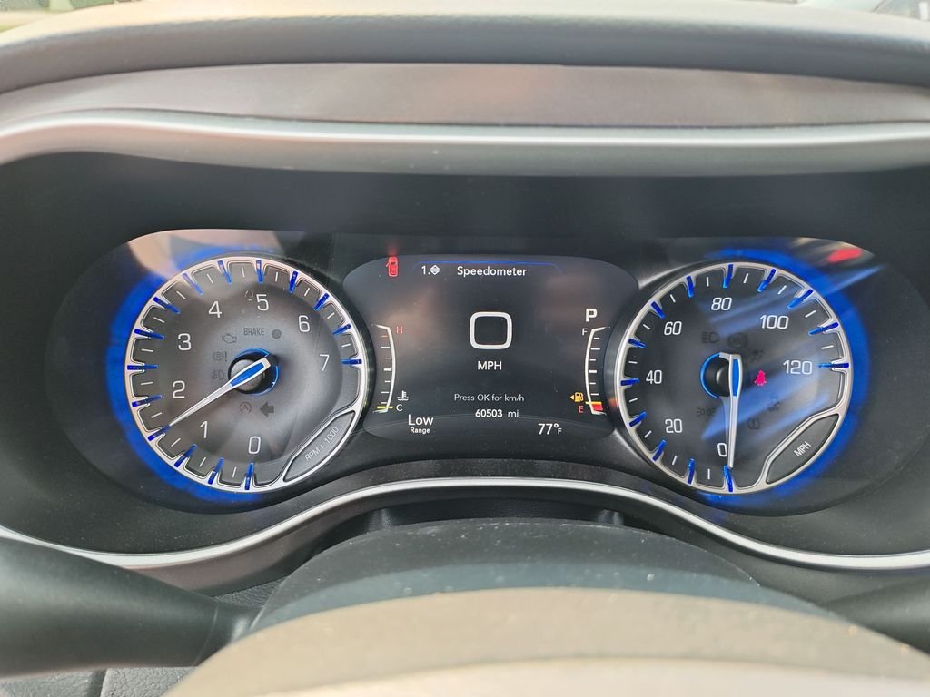 Used 2024 Black Chrysler Touring L image 18