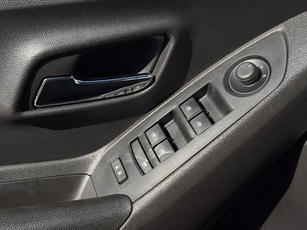 Used 2020 PACIFIC BLUE METALLIC Chevrolet LT image 26