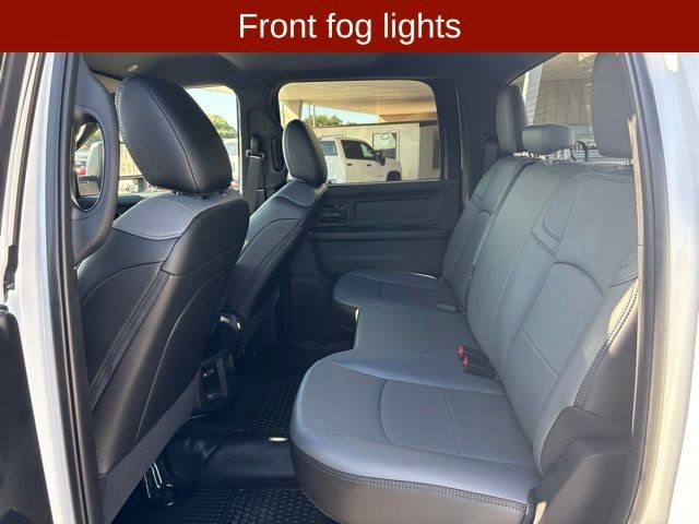 New 2026 Bright White Clear-Coat Exterior Paint RAM Tradesman image 16