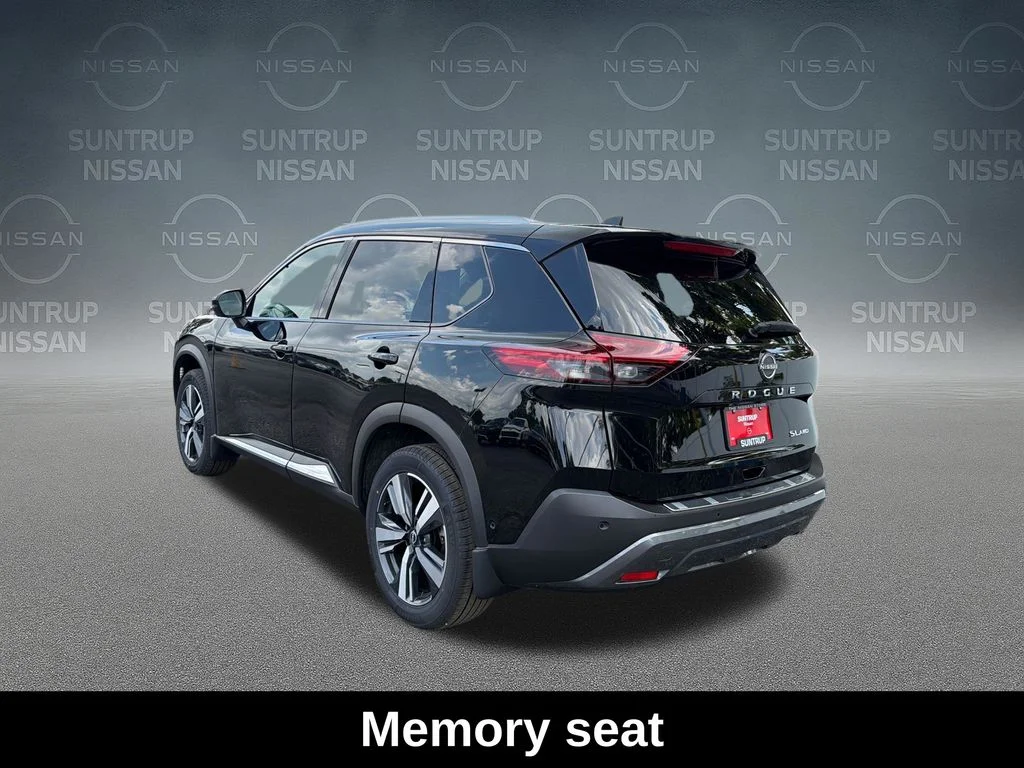 Used 2023 Black Nissan SL image 14