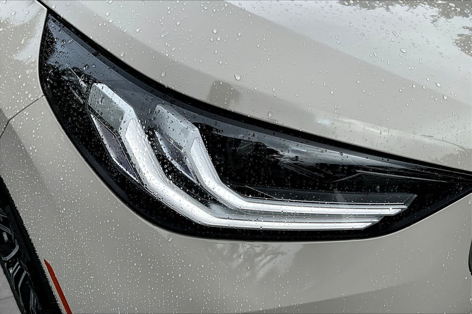 New 2026 Dune Grey Metallic BMW 30 xDrive image 13