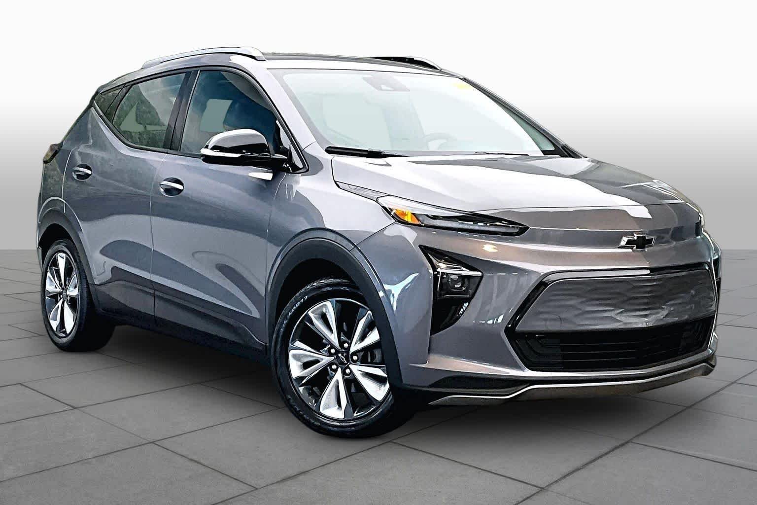 Used 2022 Chevrolet Bolt EUV LT with VIN 1G1FY6S08N4133942 for sale in Pensacola, FL