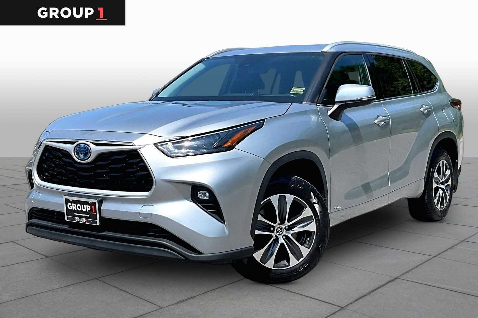 2022 Toyota Highlander Hybrid XLE