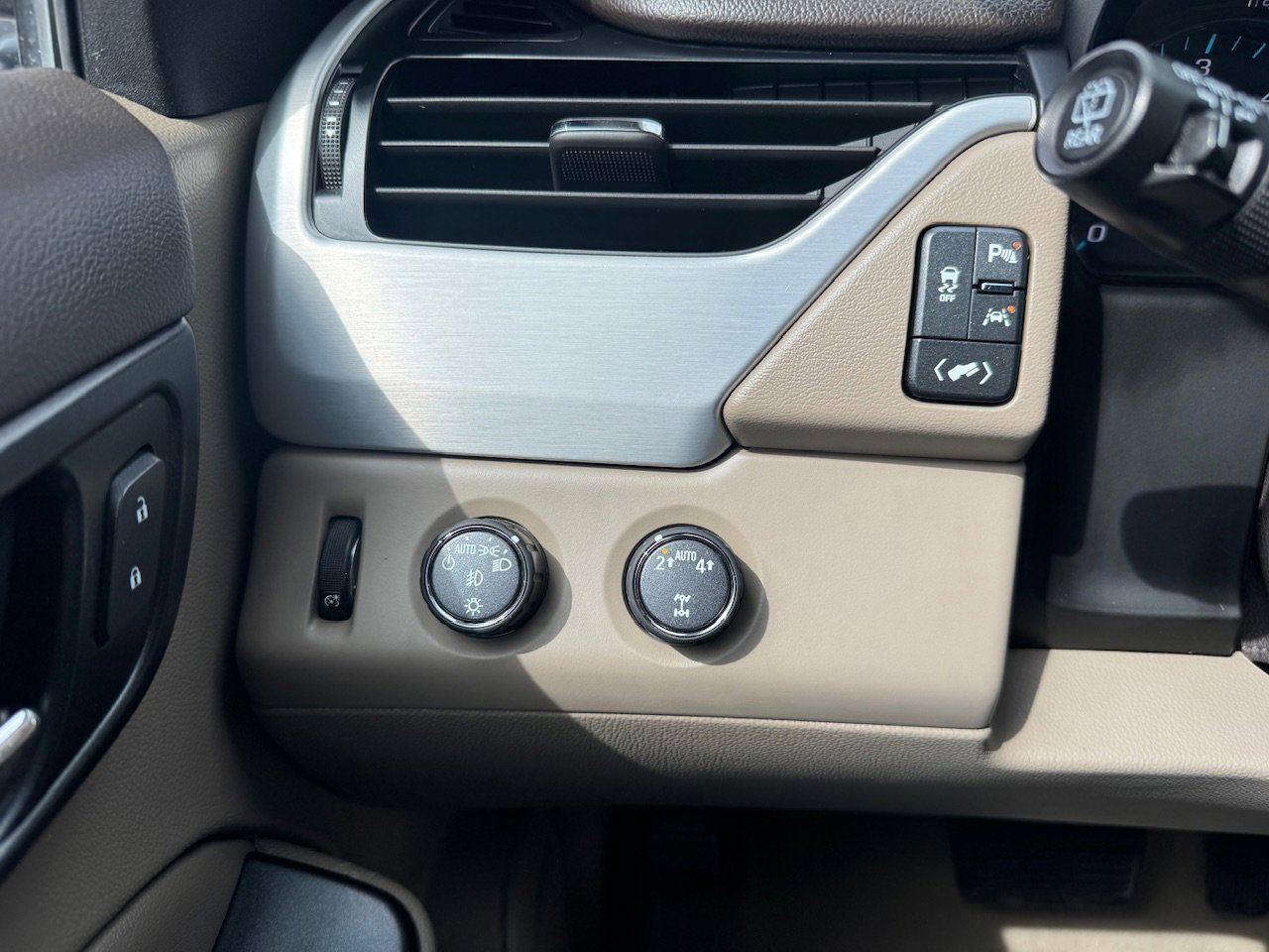 2019 GMC Yukon SLT - Photo 33