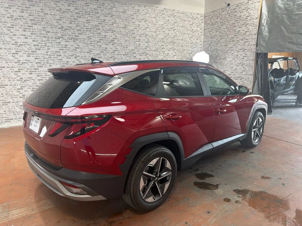 Used 2025 Ultimate Red Hyundai SEL image 7
