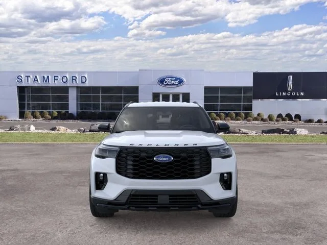 New 2026 Space White Metallic Ford ST-Line image 12