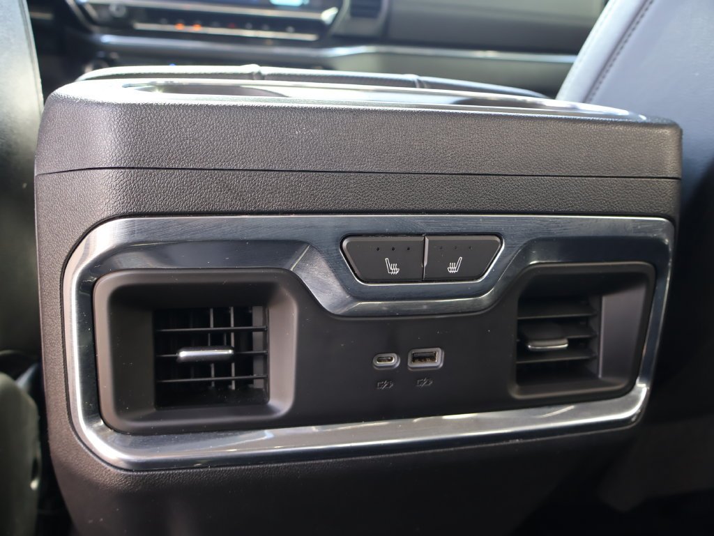 2023 Chevrolet Silverado 1500 LTZ - Photo 11