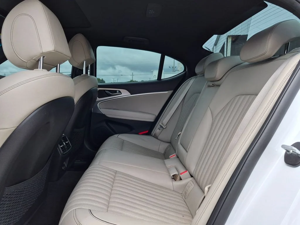 Used 2023 White Genesis 2.0T image 35