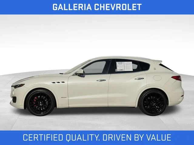 Used 2019 White Maserati S GranLusso image 4
