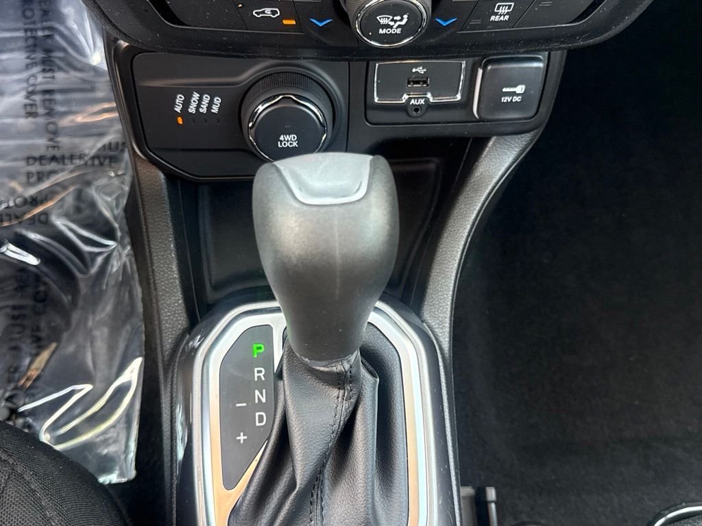 2022 Jeep Renegade Latitude - Photo 25